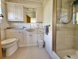 Photo 18- click for photo gallery